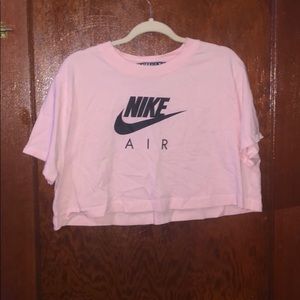 Nike cropped t-shirt